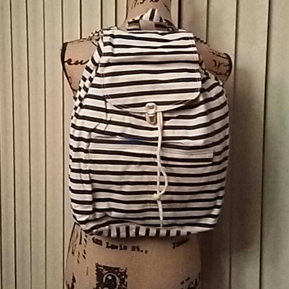 IVORY AND BLUE CANVAS BACKPACK